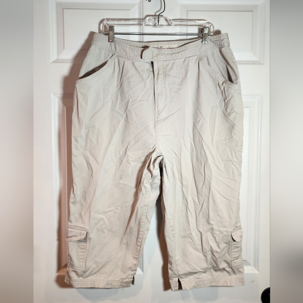 Faded Glory Cargo Cream Capri Pants Women's Plus 20W Cotton
